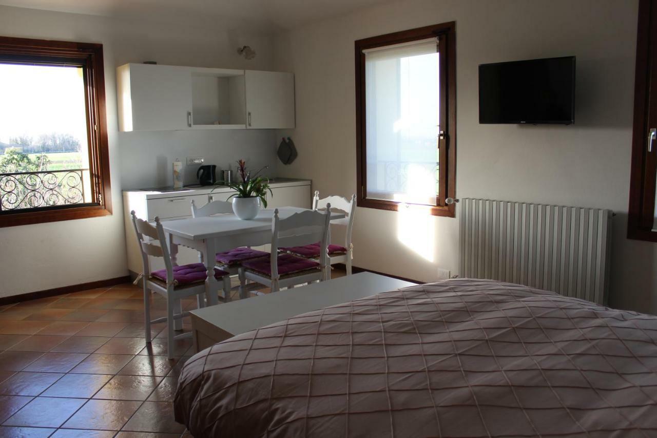 B&B Il Pozzo Castenaso Bagian luar foto